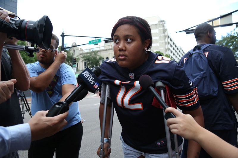 © Reuters. Taylor Poindexter concede entrevista após testemunhar ataque a tiros durante torneio de videogame em Jacksonville