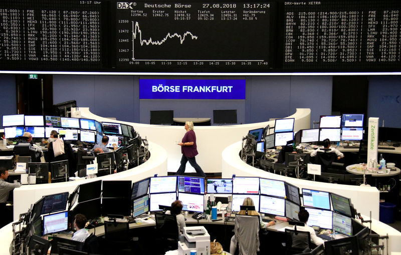 © Reuters. The German share price index DAX is seen at the stock exchange in Frankfurt