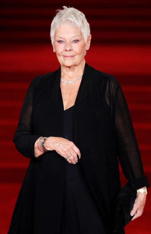 © Reuters. El Festival de San Sebastián otorgará un premio Donostia a Judi Dench