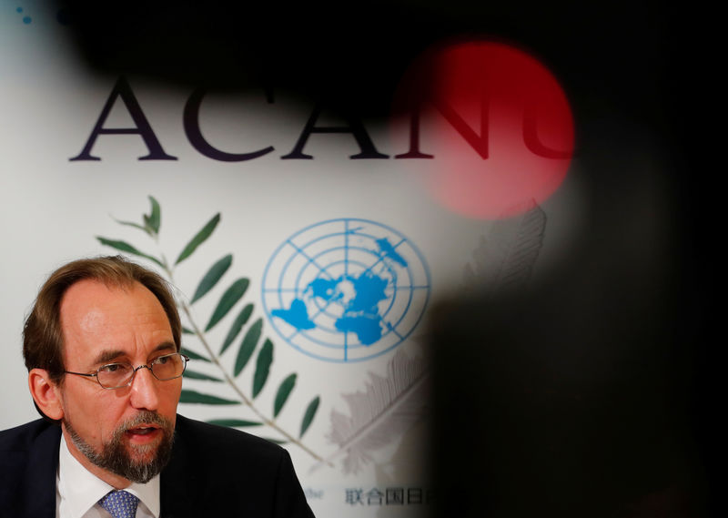 © Reuters. Chefe de direitos humanos da ONU, Zeid Ra’ad al-Hussein, em entrevista coletiva em Genebra