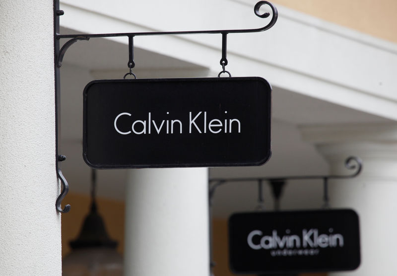 © Reuters. FILE PHOTO: Boards with Calvin Klein store logo are seen on a shopping center at the outlet village Belaya Dacha outside Moscow