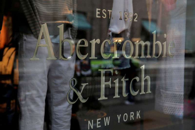 © Reuters. FILE PHOTO: Signage is seen at the Abercrombie & Fitch store on Fifth Avenue in Manhattan