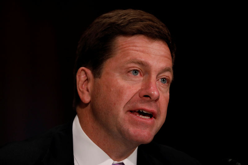 © Reuters. FILE PHOTO:  Jay Clayton, Chairman of the Securities and Exchange Commission, testifies at a Senate Banking hearing on Capitol Hill in Washington