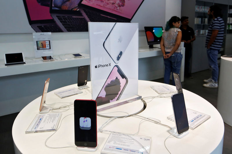 © Reuters. iPhones X em loja da Apple