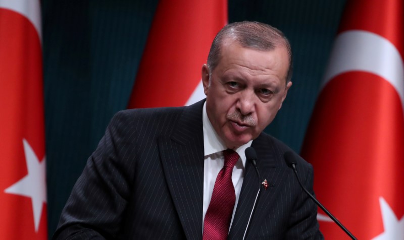 © Reuters. أردوغان: تركيا بحاجة لأنظمة الدفاع الصاروخي إس-400