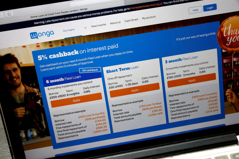© Reuters. FILE PHOTO: The website of Wonga.com is seen on a computer screen in London