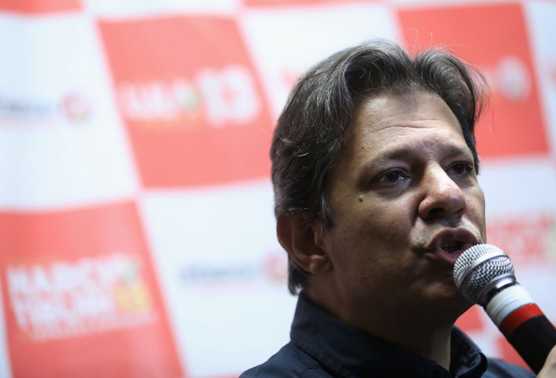 © Reuters. Candidato a vice-presidente do PT, Fernando Haddad, durante entrevista coletiva no Rio de Janeiro