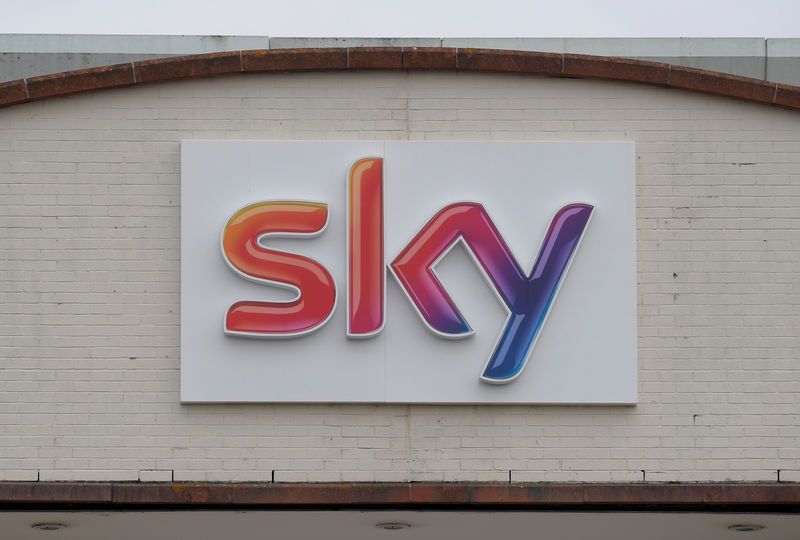 © Reuters. FILE PHOTO: The Sky News logo is seen on the outside of offices and studios in west London