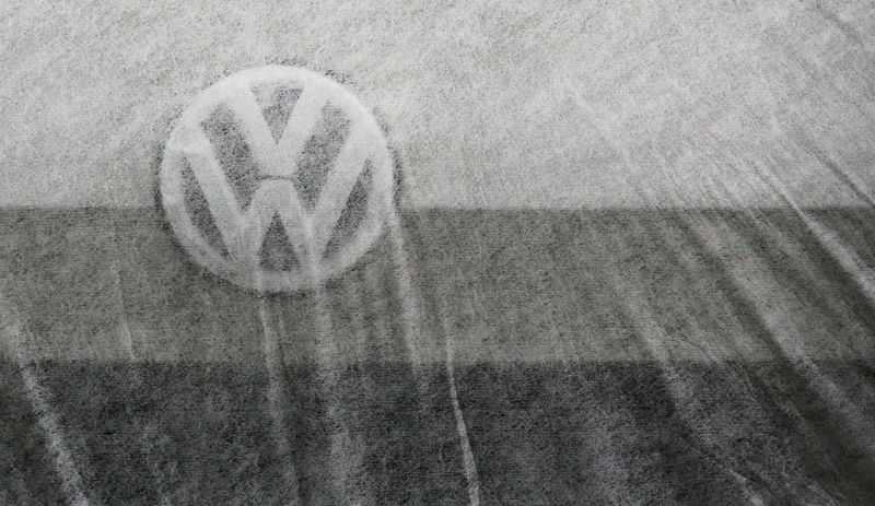 © Reuters. La manipulación de emisiones de VW también se extendió a coches de gasolina, según el Bild