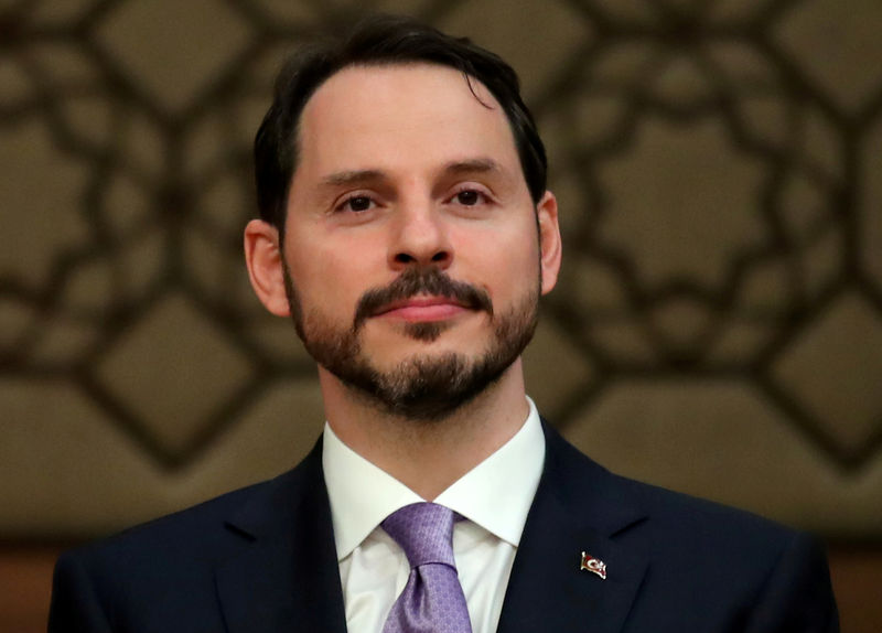 © Reuters. FILE PHOTO: Turkish Treasury and Finance Minister Berat Albayrak attends a press conference at the Presidential Palace in Ankara