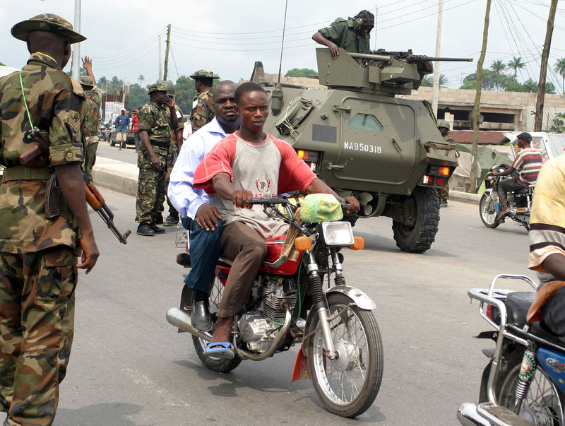 © Reuters. الجيش النيجيري ينفي صحة تقارير عن هجوم لإسلاميين متشددين أودى بحياة جنود