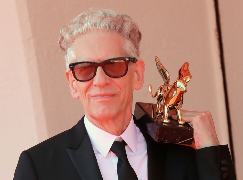 © Reuters. Cronenberg recebe prêmio no Festival de Veneza