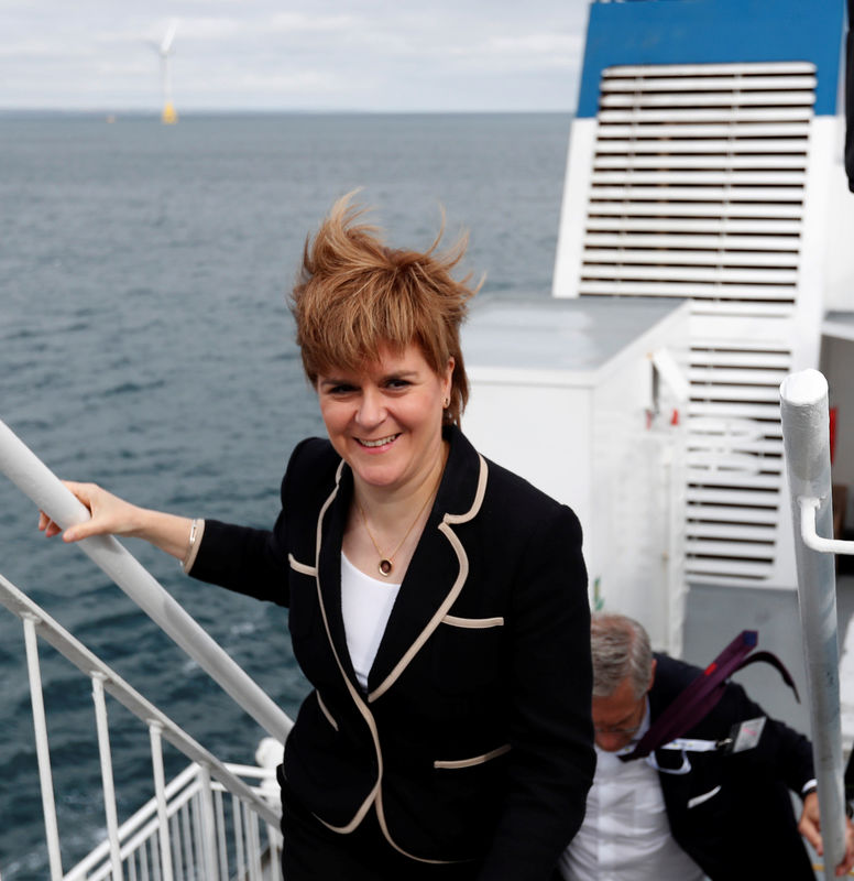 © Reuters. Scotland's first Minister Nicola Sturgeon arrives on deck at the inaugruation of the European Offshore Wind Deployment Centre (EOWDC) off Aberdeen, Scotland