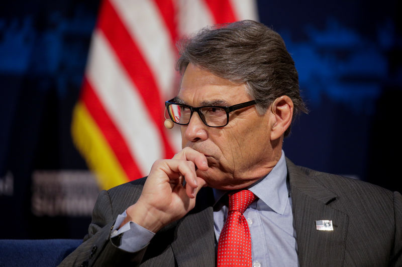 © Reuters. FILE PHOTO - U.S. Secretary of Energy Perry atends the Department of Homeland Security's Cybersecurity Summit in Manhattan, New York