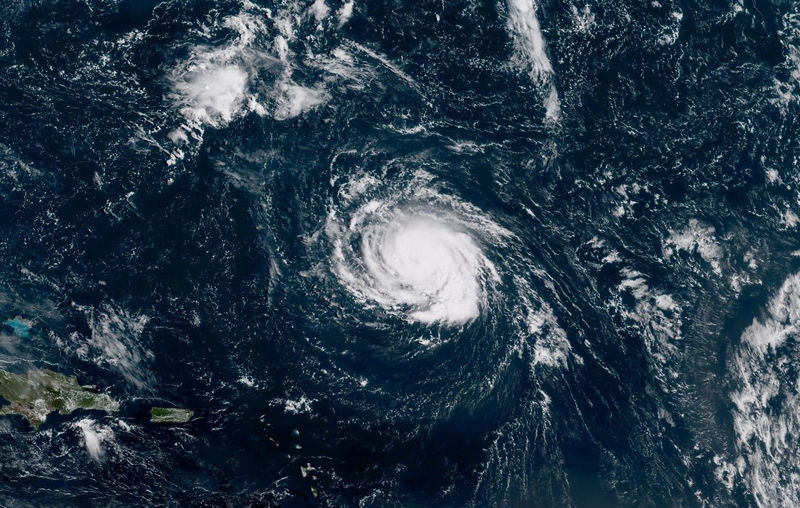 © Reuters. Furacão Florence é visto sobre o Oceano Atlântico