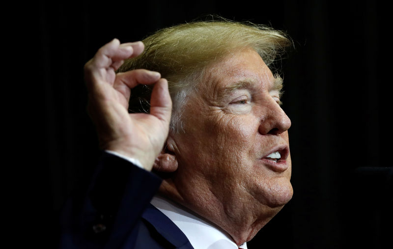 © Reuters. Presidente norte-americano, Donald Trump, em discurso na Dakota do Sul, Estados Unidos