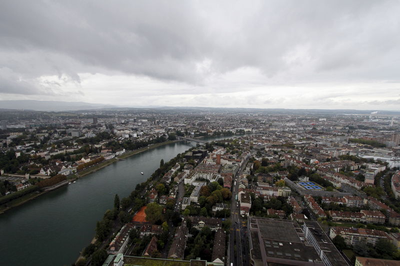 © Reuters. An overview of the city of Basel is seen from the new 'Bau 1' office building of Swiss drugmaker Roche in Basel