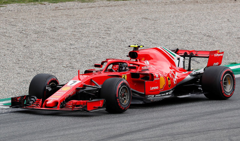 © Reuters. Leclerc sustituirá a Raikkonen en Ferrari en 2019