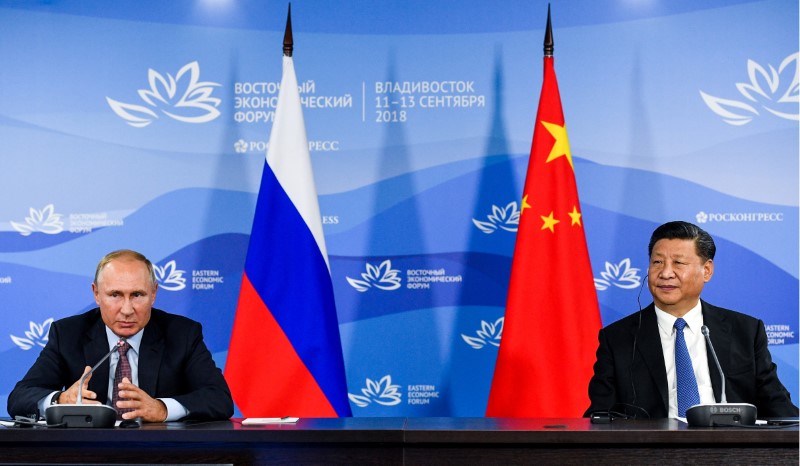 © Reuters. روسيا تبدأ أكبر مناورات حربية منذ سقوط الاتحاد السوفيتي قرب الصين