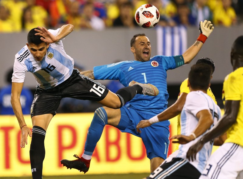 © Reuters. الأرجنتين تتقاسم تعادلا باهتا بدون أهداف مع كولومبيا