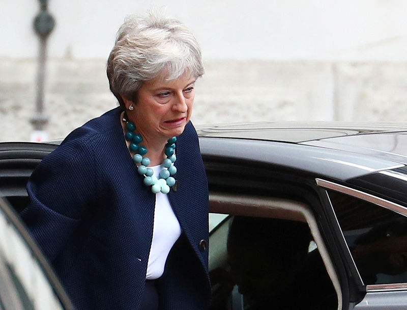 © Reuters. Britain's Prime Minister Theresa May arrives at Downing Street in London