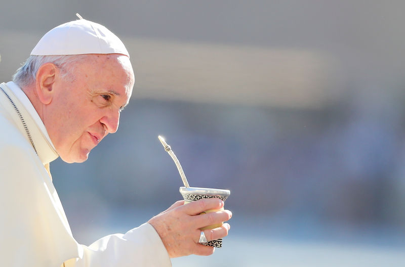 © Reuters. Papa Francisco na Praça de São Pedro, no Vaticano