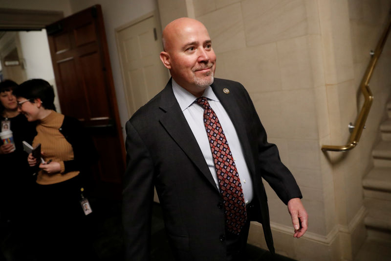 © Reuters. Rep. Tom MacArthur (R-NJ) departs following a meeting of the Republican conference on Capitol Hill in Washington