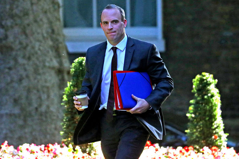 © Reuters. Britain's Secretary of State for Exiting the European Union Dominic Raab arrives at Downing Street in London