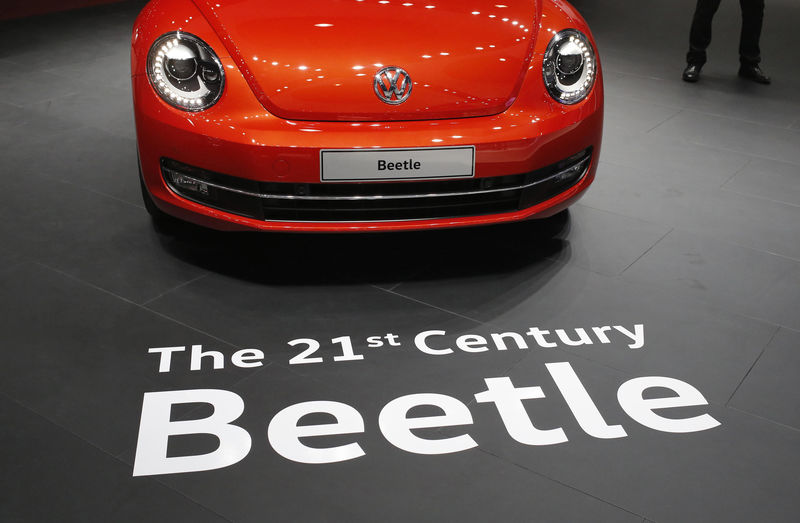 © Reuters. فولكسفاجن تتوقف عن إنتاج السيارة بيتل العام المقبل