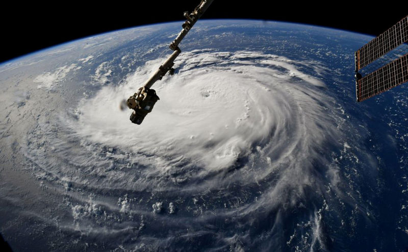 © Reuters. Foto da Nasa mostra o furacão Florence a caminho dos EUA, visto da Estação Espacial Internacional