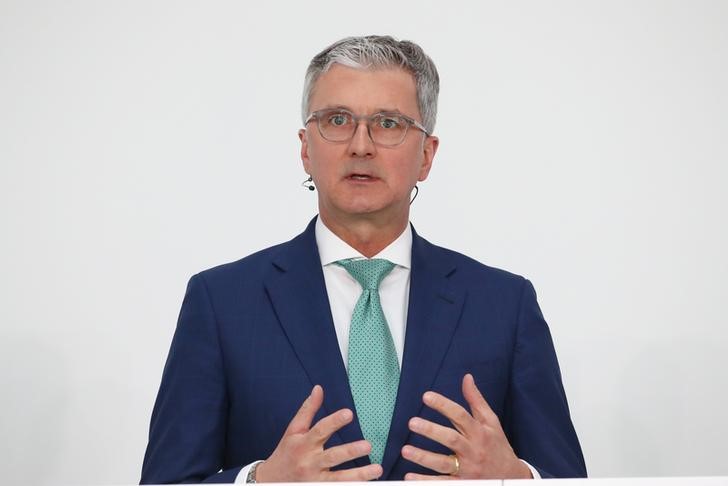 © Reuters. FILE PHOTO: Audi CEO Stadler speaks during the company's annual news conference in Ingolstadt