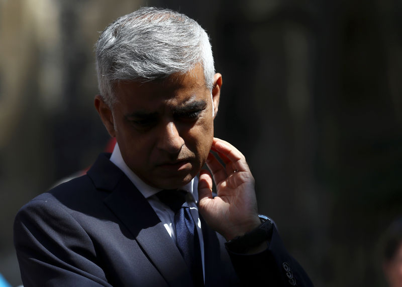 © Reuters. صحيفة: رئيس بلدية لندن يدعو لاستفتاء ثان بشأن الخروج من الاتحاد الأوروبي