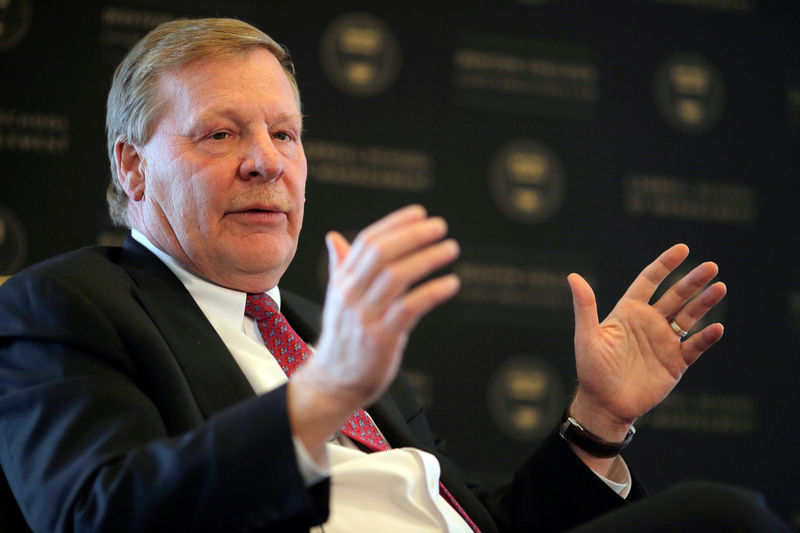 DowDuPont CEO Breen takes executive chair role in new DuPont By Reuters