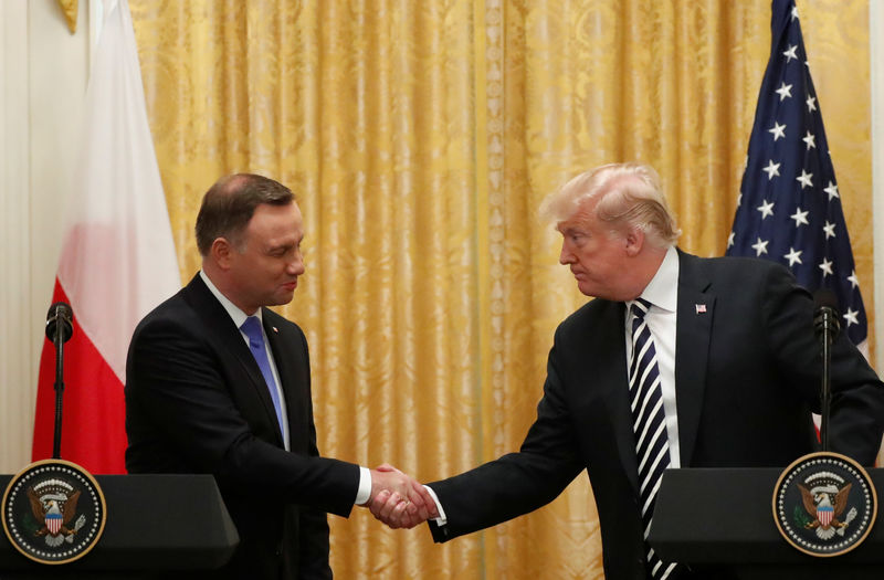 © Reuters. Presidente dos EUA, Donald Trump, durante entrevista coletiva conjunta com o presidente da Polônia, Andrzej Duda, na Casa Branca