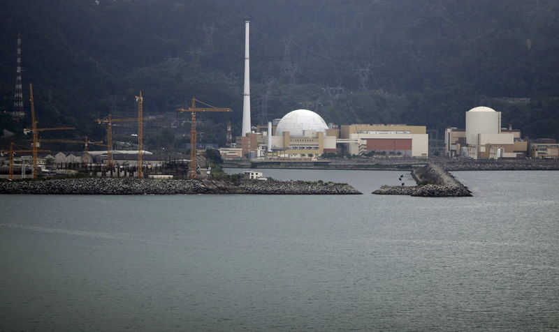 © Reuters. Vista do complexo nuclear de Angra dos Reis, perto do Rio de Janeiro, Brasil