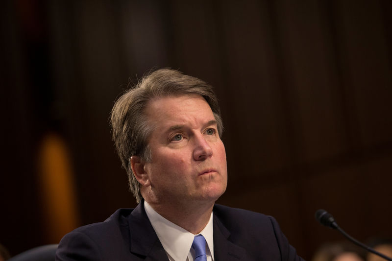 © Reuters. U.S. Supreme Court nominee Brett Kavanaugh testifies in Washington