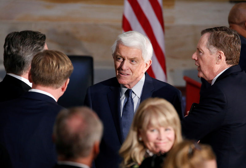 © Reuters. FILE PHOTO - U.S. President Donald Trump attends a Congressional Gold Medal ceremony honoring former Senate majority leader Bob Dole in Washington