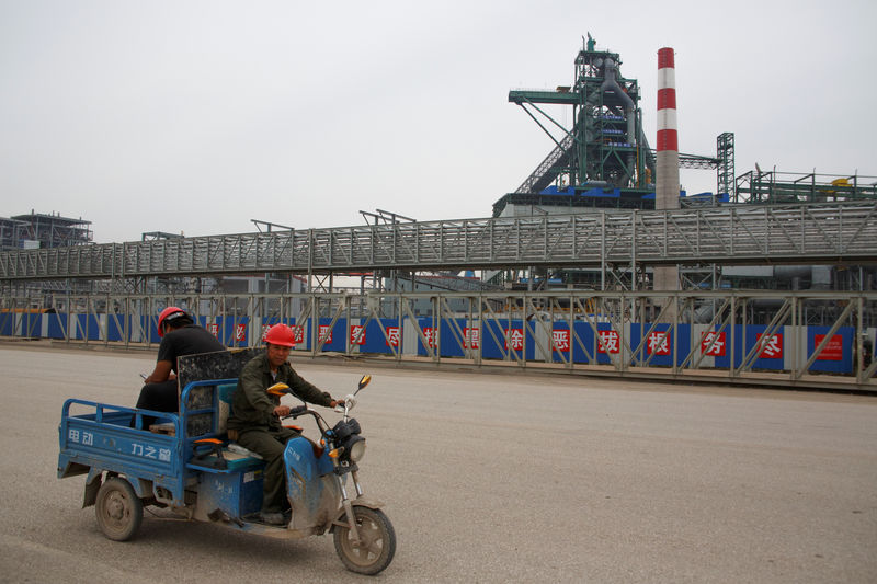 © Reuters. La demanda de acero seguirá fuerte en China pese a la guerra comercial