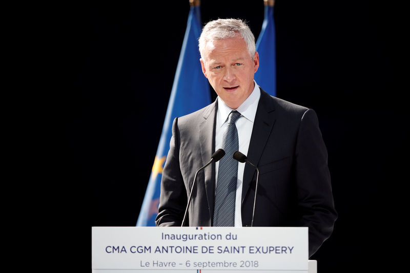 © Reuters. French Economy Minister Bruno Le Maire delivers a speech during the official inauguration of the CMA CGM Antoine de Saint Exupery container ship in Le Havre