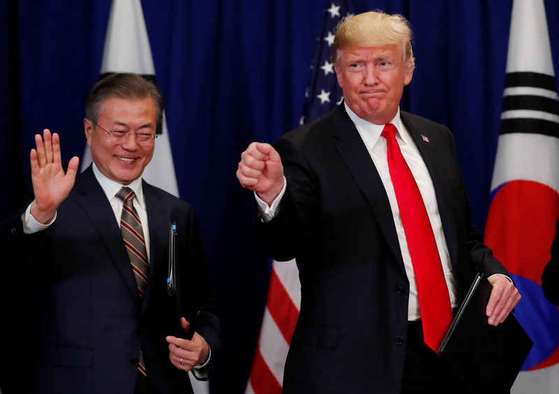 © Reuters. U.S. President Trump and South Korean President Moon participate in signing ceremony for the U.S.-Korea Free Trade Agreement on the sidelines of the 73rd United Nations General Assembly in New York