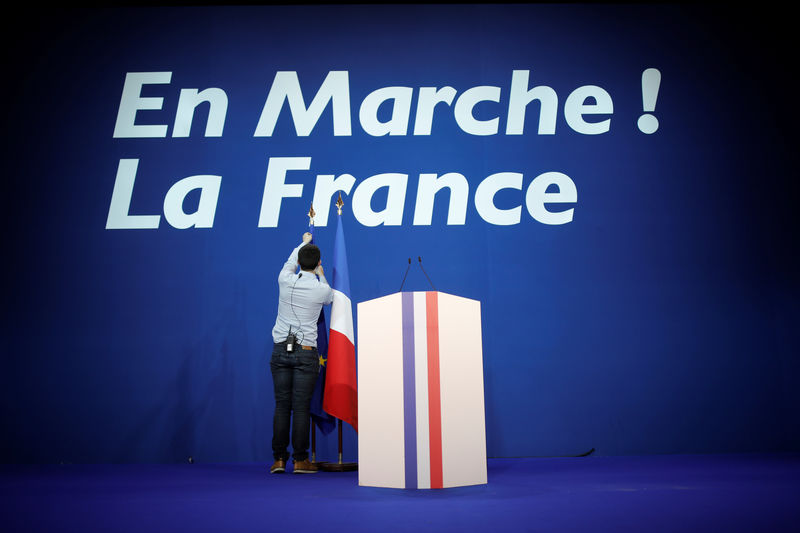 © Reuters. LAREM CHERCHE SES CANDIDATS POUR LES EUROPÉENNES