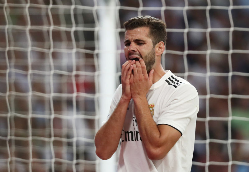 © Reuters. ريال يفشل في الاستفادة من تعثر برشلونة ويتعادل في قمة مدريد