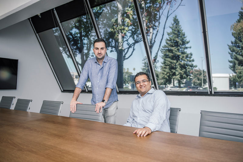 © Reuters. Aeva Inc. co-founders Soroush Salehian and Mina Rezk at the start-up company’s headquarters in Mountain View, California