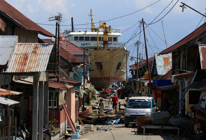 © Reuters. Área afetada por tsunami na ilha Sulawesi, na Indonésia