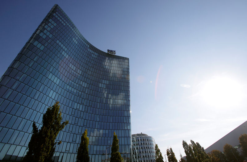 © Reuters. The logo of Austrian oil and gas group OMV is pictured at the rooftop of its headquarters in Vienna