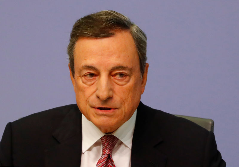 © Reuters. Il presidente della Banca Centrale Europea Mario Draghi