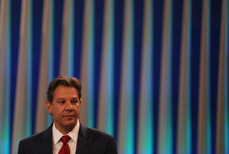 © Reuters. Candidato do PT à Presdiência, Fernando Haddad durante debate no Rio de Janeiro