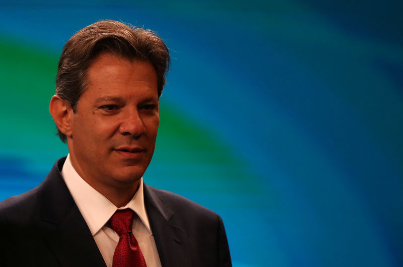 © Reuters. Candidato do PT à Presidência, Fernando Haddad, durante debate no Rio de Janeiro