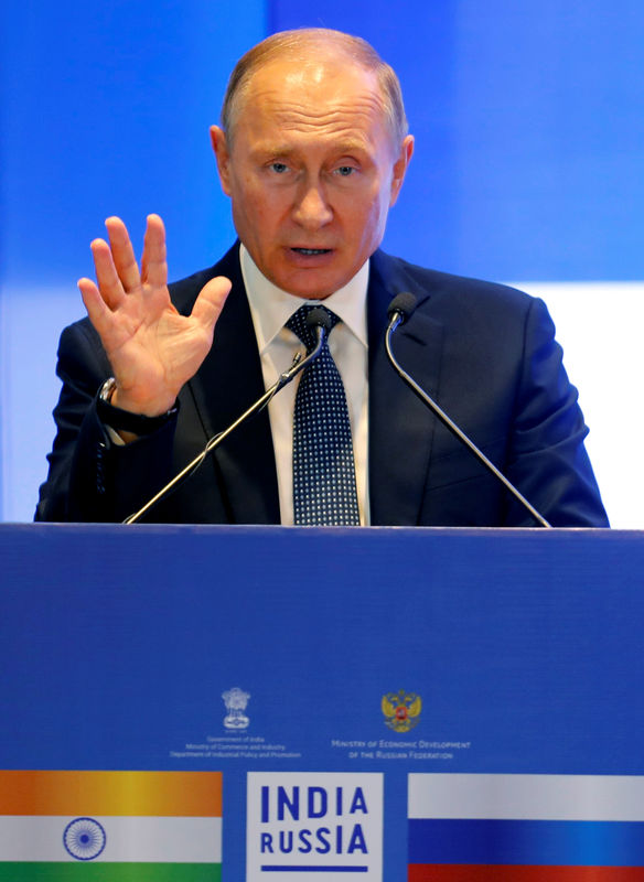 © Reuters. وكالة: بوتين قد يلتقي بولي العهد السعودي في قمة العشرين في نوفمبر