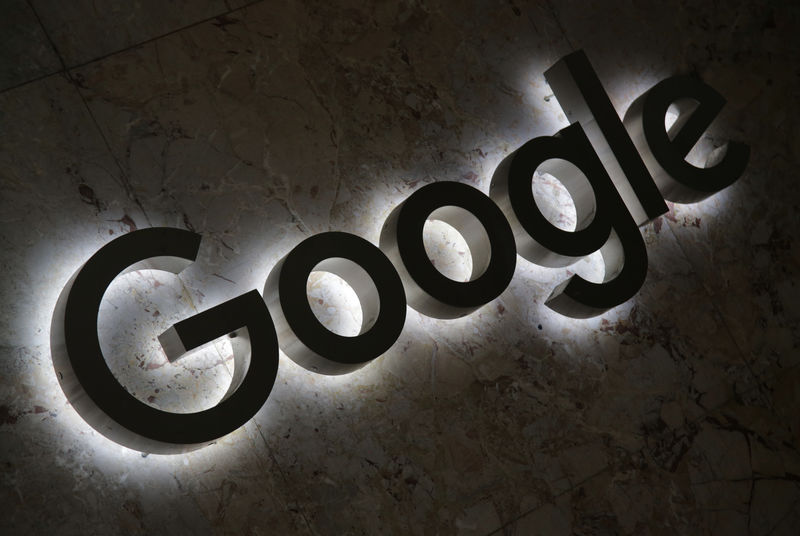 © Reuters. Logo do Google em prédio da empresa